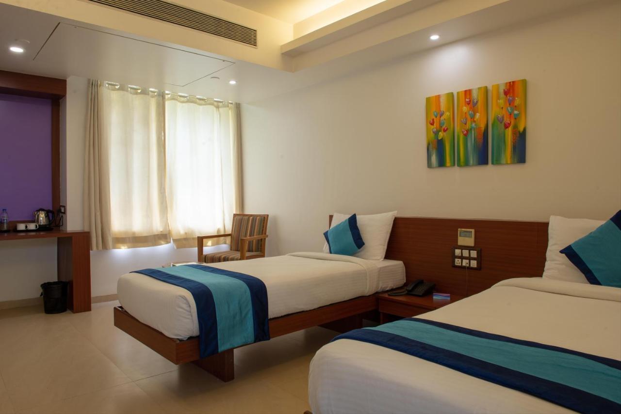 Hotel Mint Montvert, Baner 浦那 外观 照片