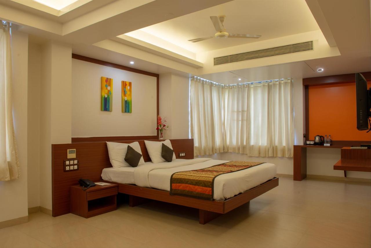 Hotel Mint Montvert, Baner 浦那 外观 照片