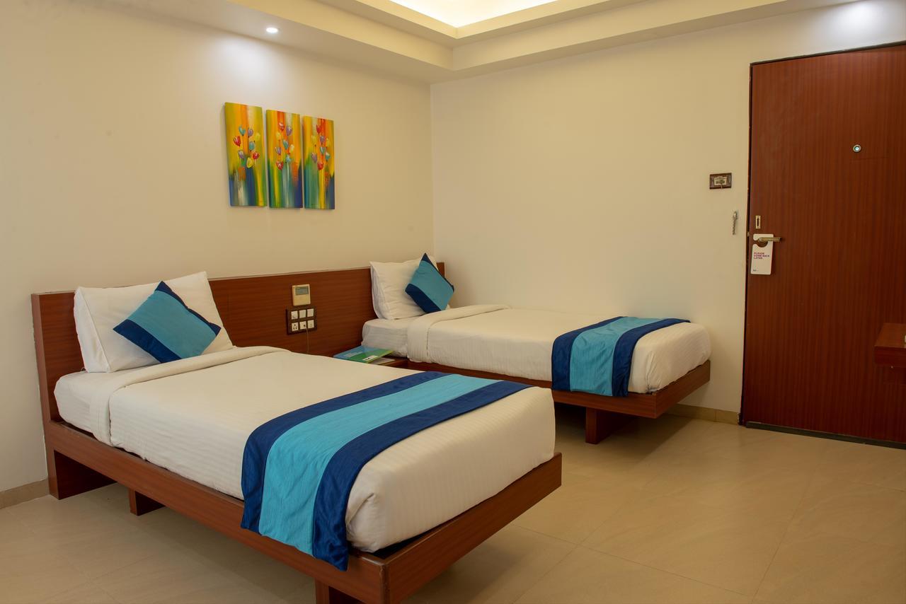Hotel Mint Montvert, Baner 浦那 外观 照片