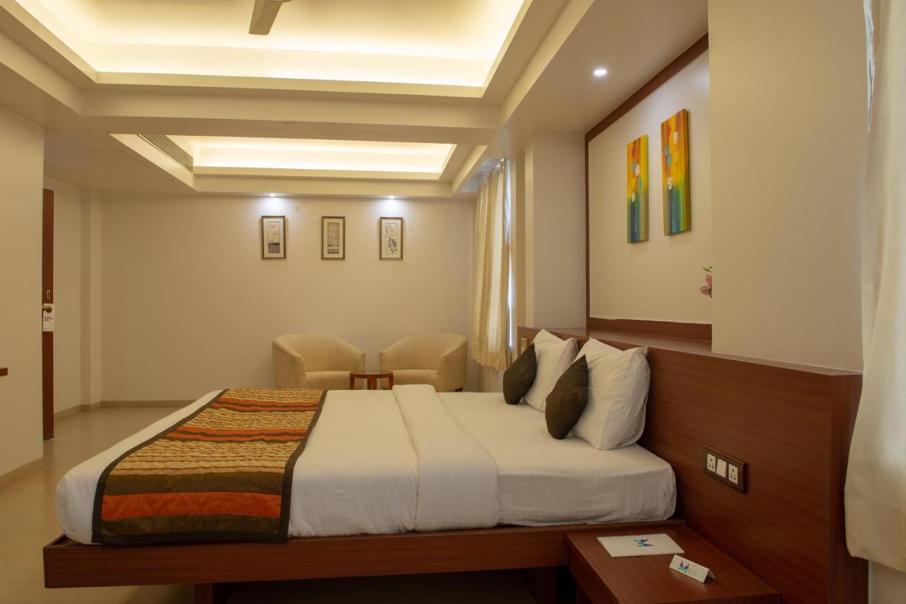 Hotel Mint Montvert, Baner 浦那 外观 照片
