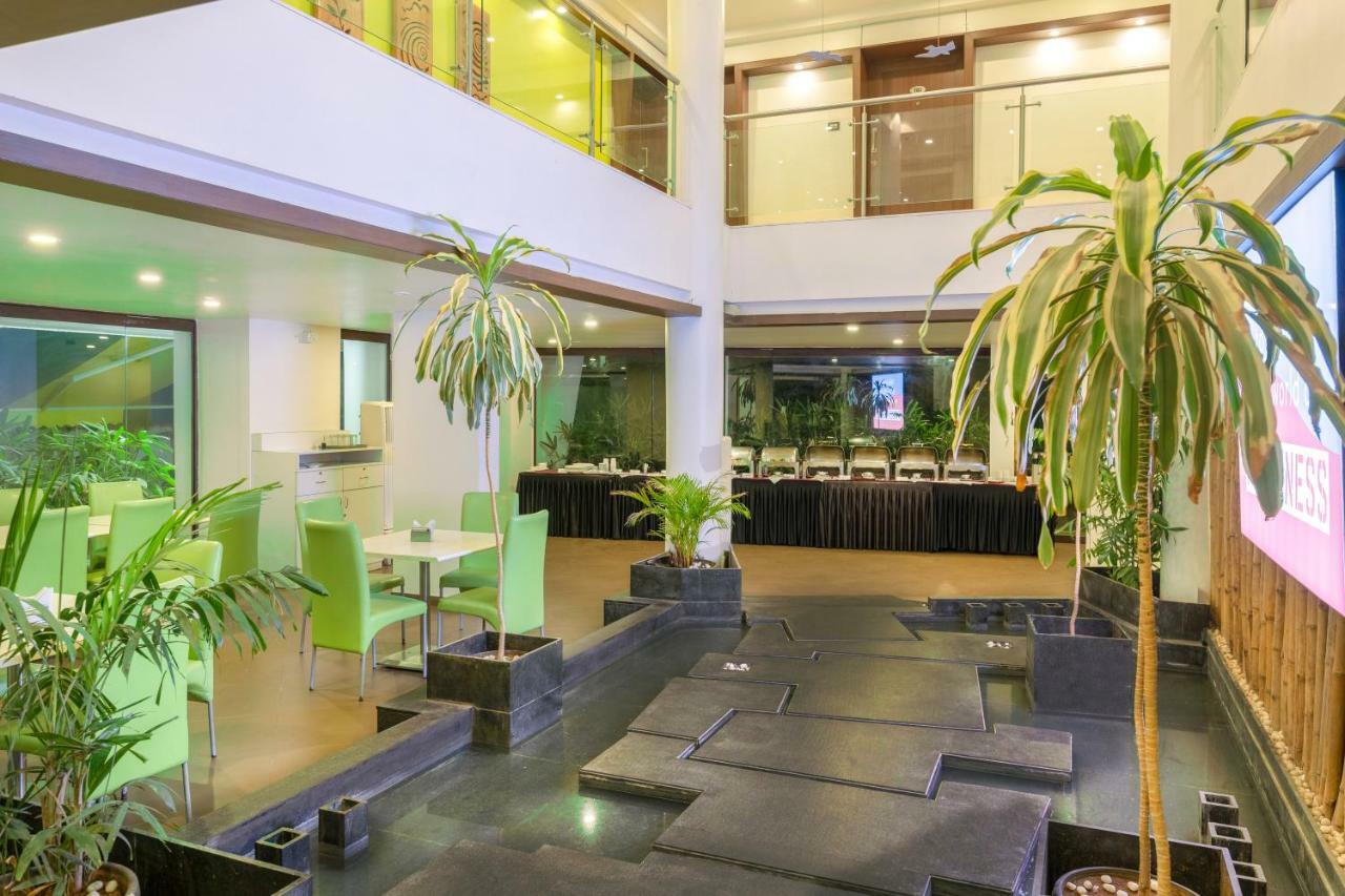 Hotel Mint Montvert, Baner 浦那 外观 照片
