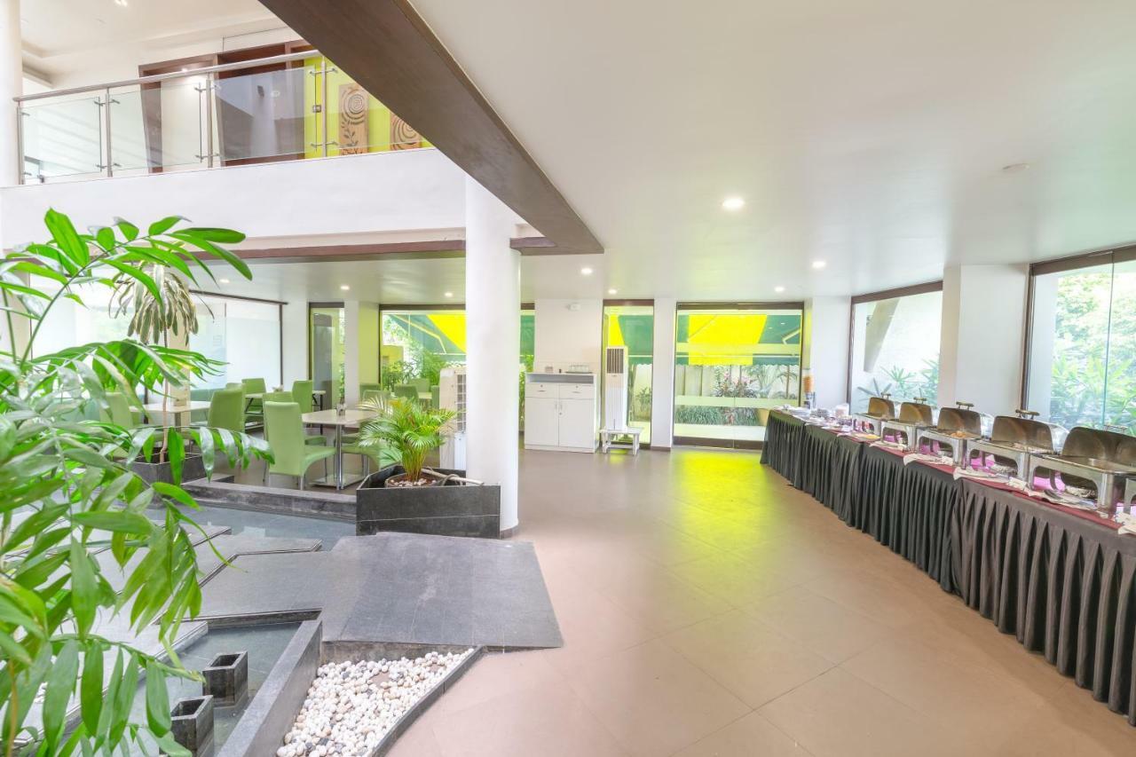 Hotel Mint Montvert, Baner 浦那 外观 照片